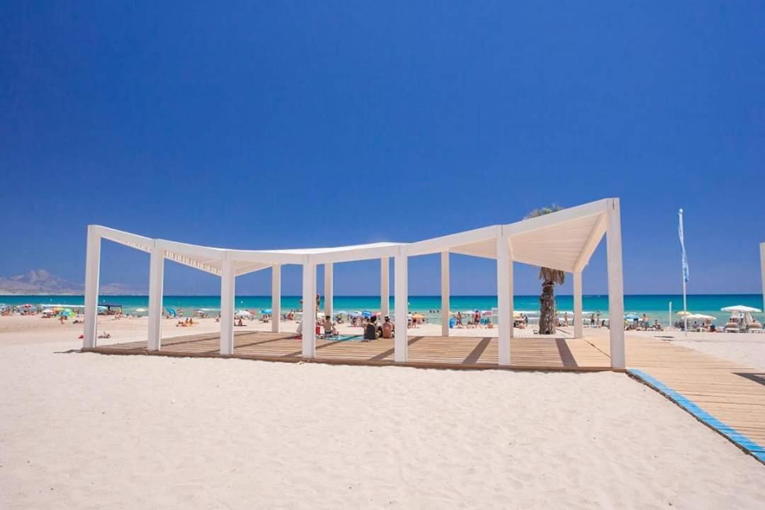 Charming Apartment In Alicante Near The Sea & City Center Exteriör bild